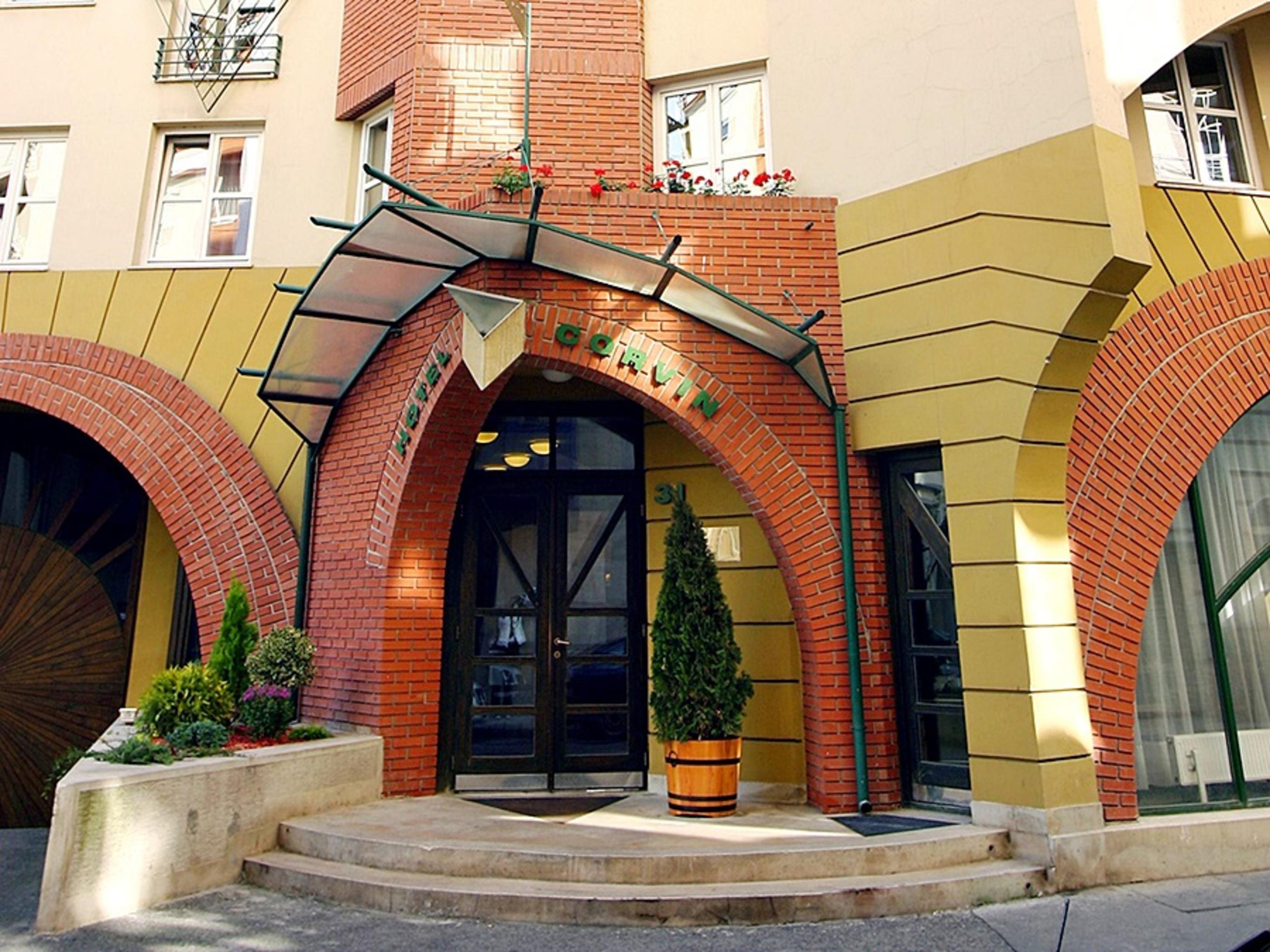 Corvin Hotel Budapest Corvin Wing Exterior photo